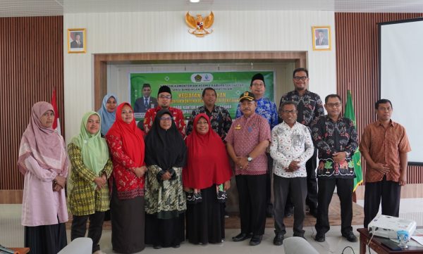 PLT Dinas Kominfo Menjadi Pemateri dalam Seminar Pemanfaatan Platform Digital sebagai Media Penyuluhan Agama